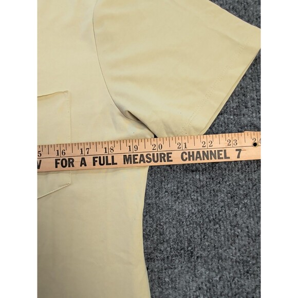 Cuts Clothing Mens Medium Yellow Elongated Hem Henley 4-Way Stretch T-Shirt - Picture 7 of 9